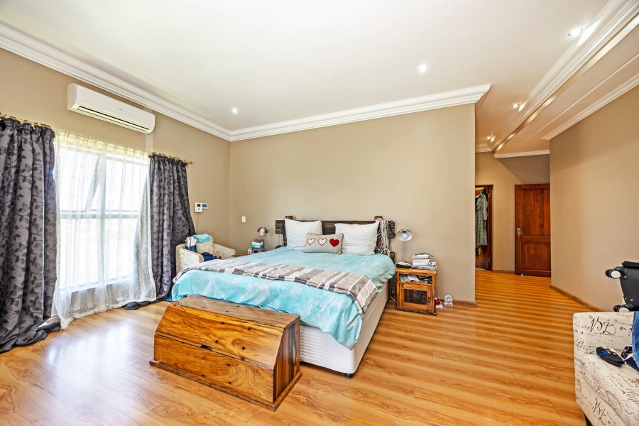 10 Bedroom Property for Sale in Durbanville Western Cape